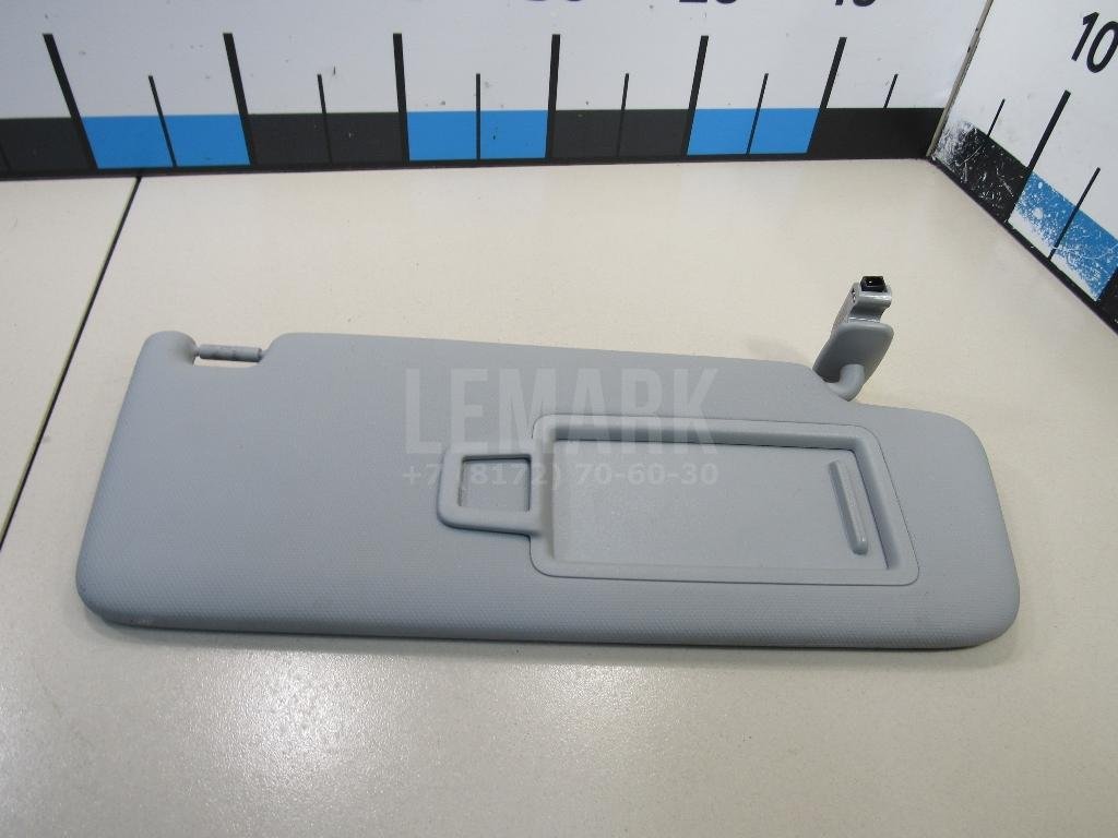 Козырек солнцезащитный (внутри)