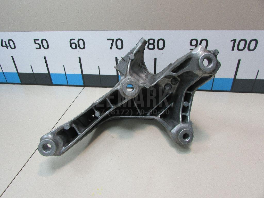 Кронштейн двигателя левый для  Audi A5/S5 (F5) 2017