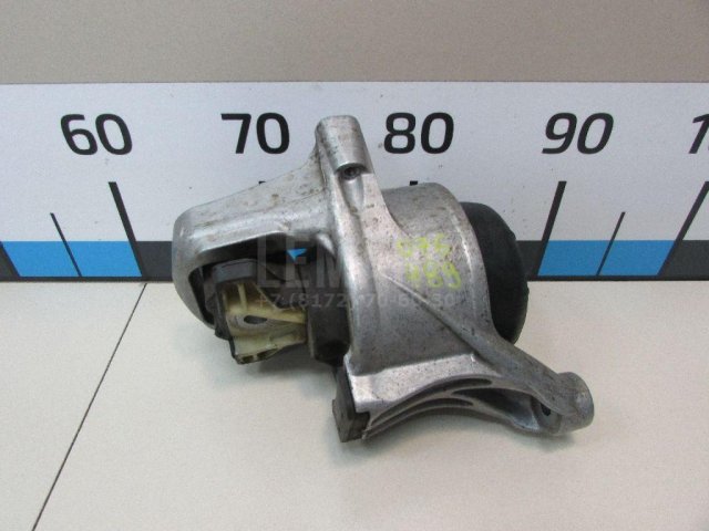 Опора двигателя правая