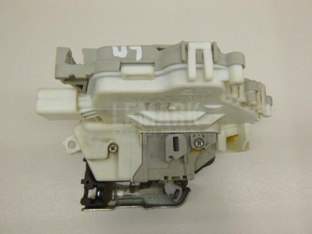 Замок двери передней левой для  Audi A3 [8PA] Sportback 2004-2013