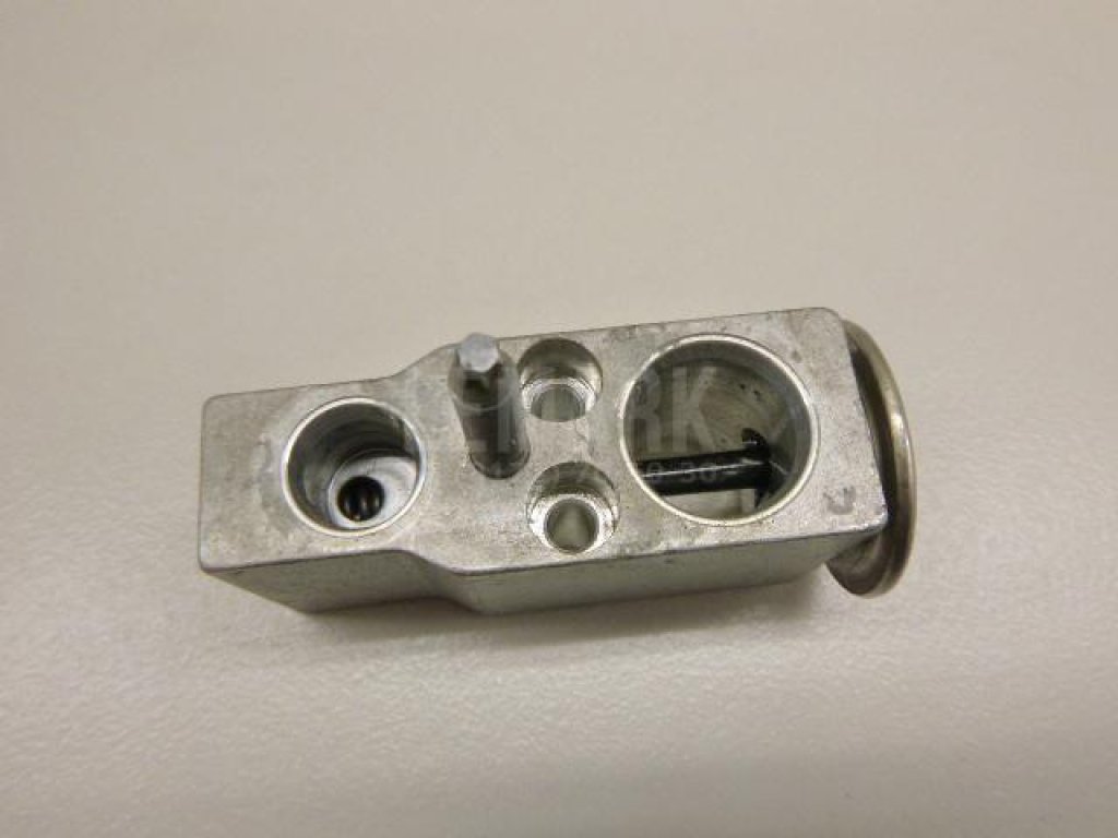 Клапан кондиционера