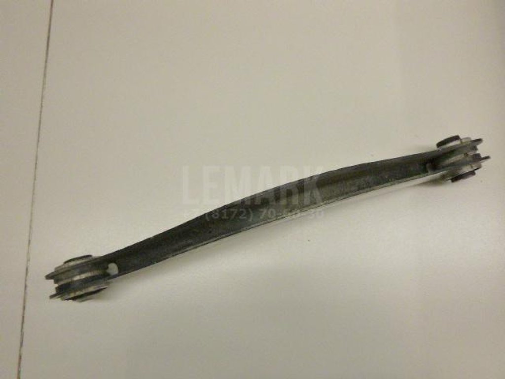 Рычаг задний верхний левый