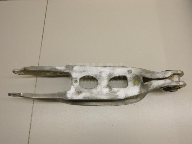 Рычаг задний поперечный