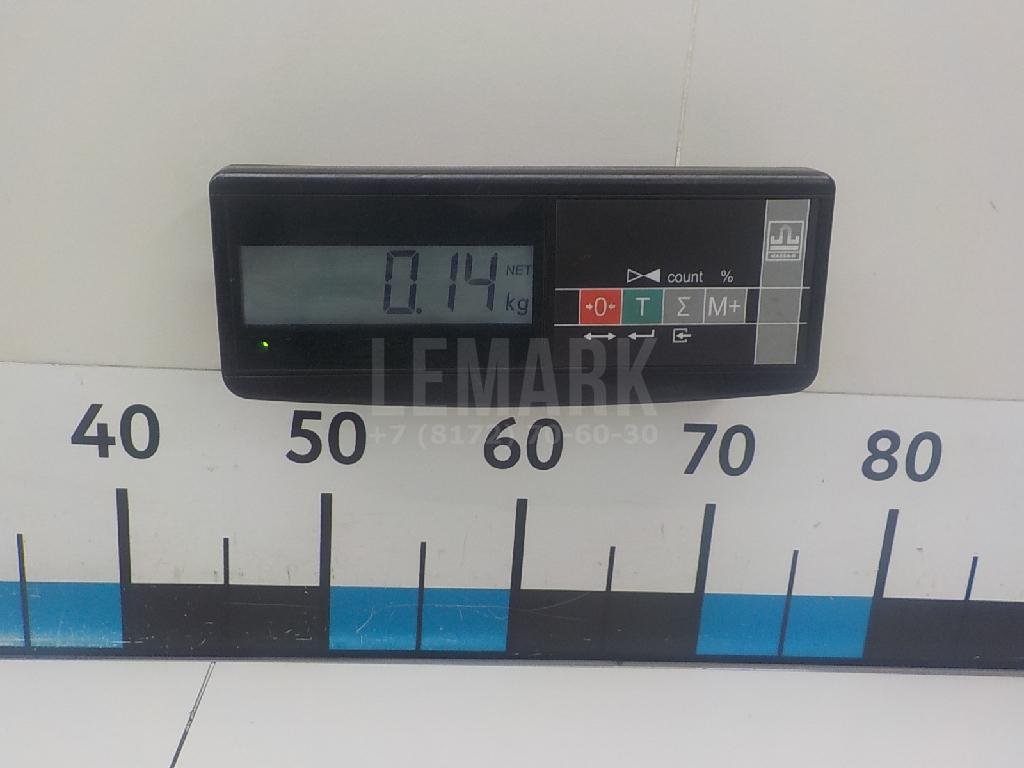 Петля двери