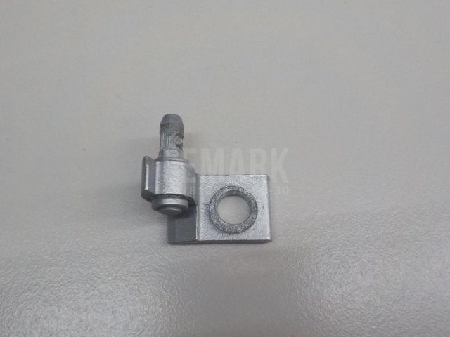 Петля двери