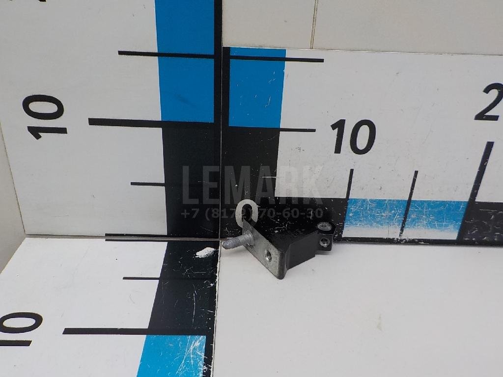 Петля двери для  Audi A4 [B8] Allroad 2009-2015