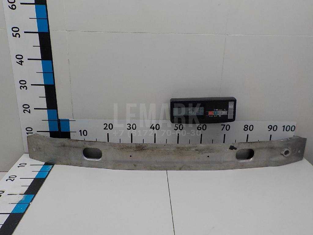 Усилитель переднего бампера