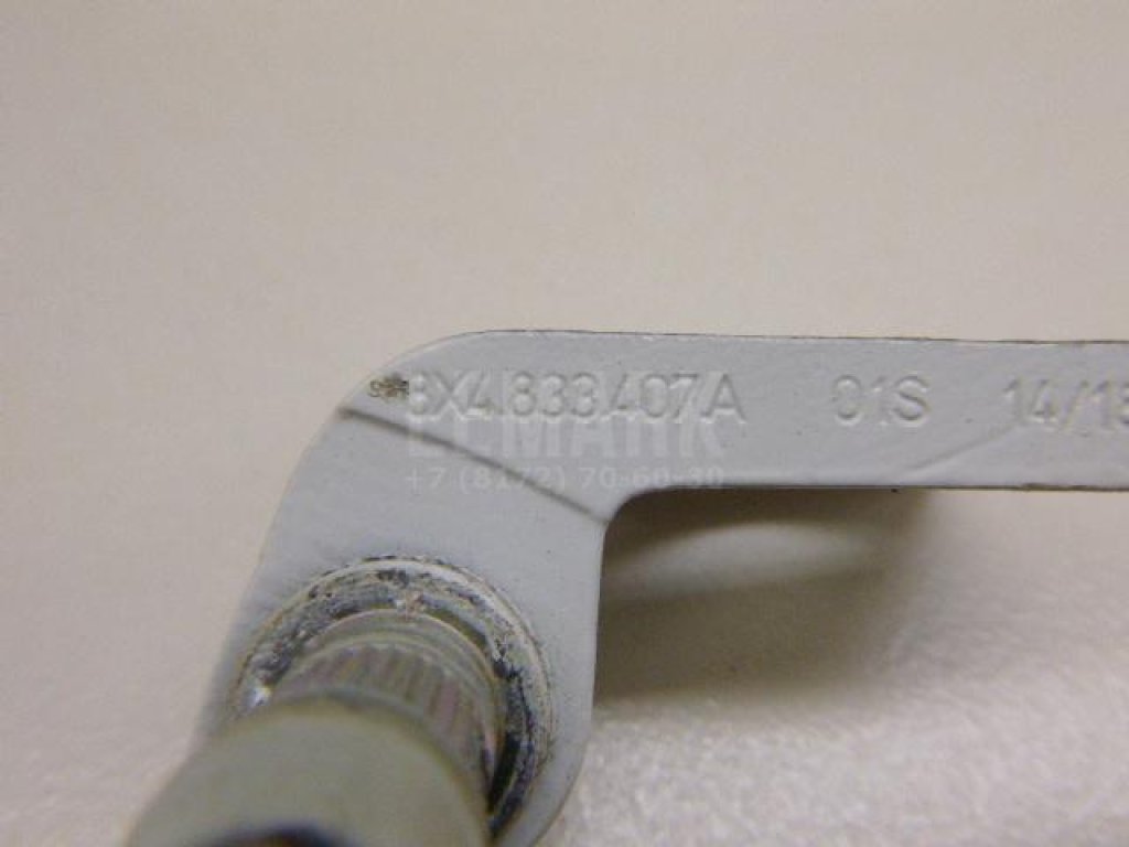 Петля двери