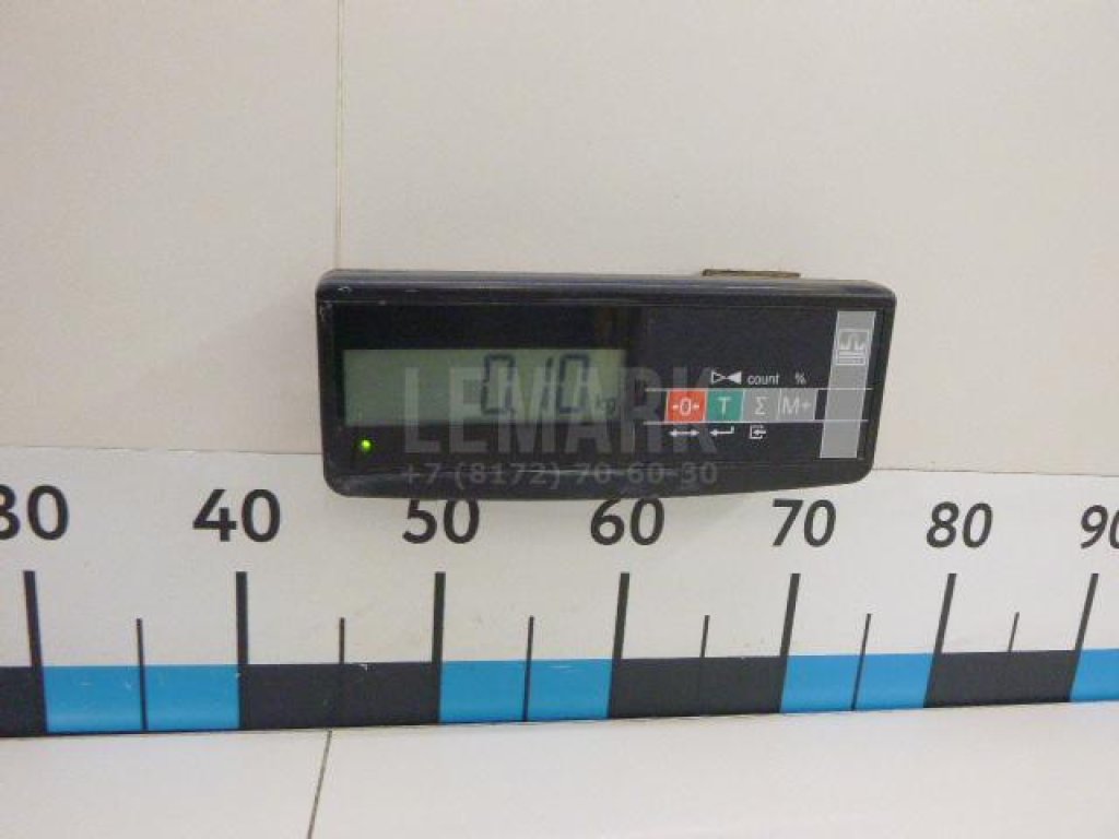 Петля двери