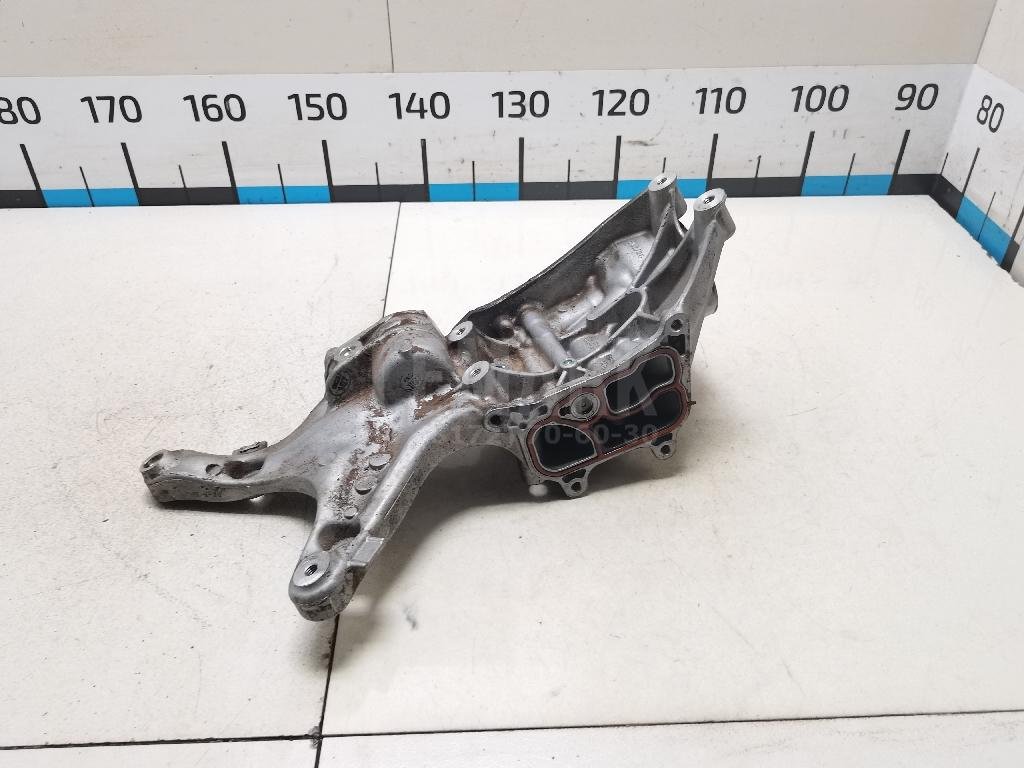 Кронштейн масляного фильтра