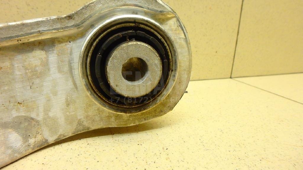 Рычаг задний поперечный