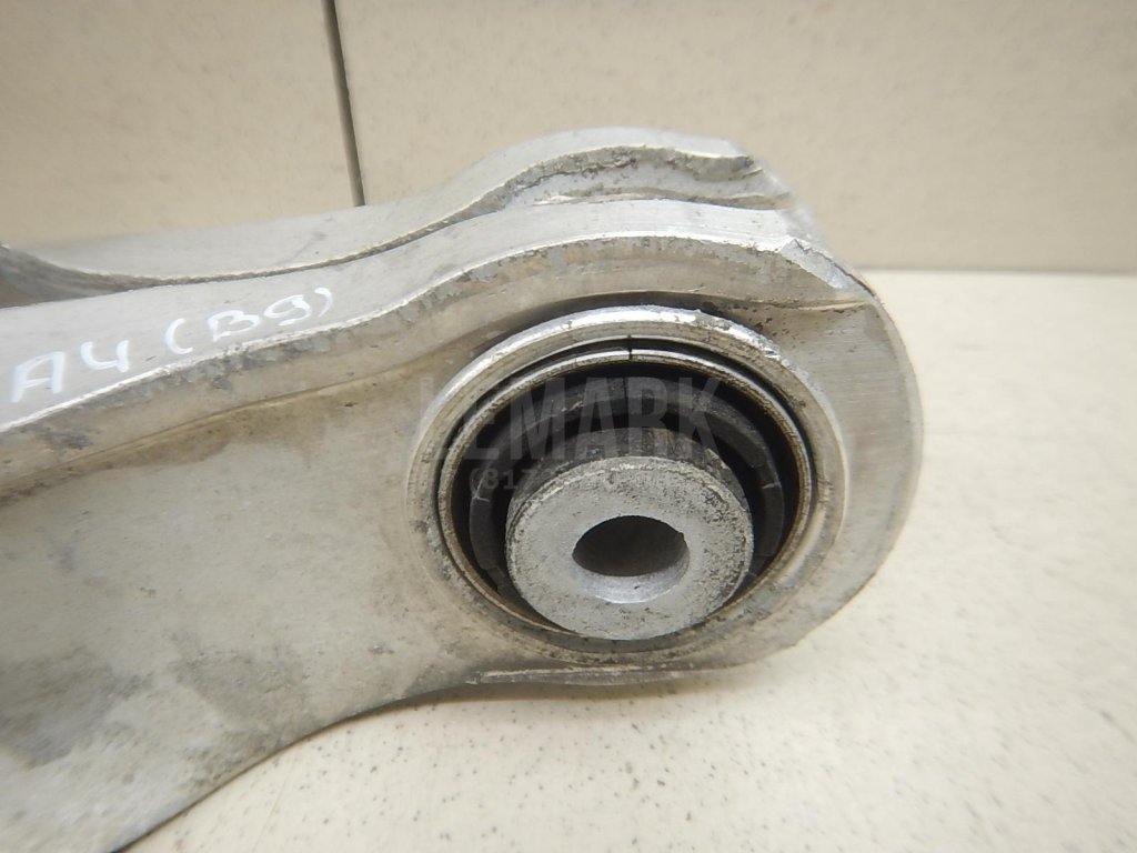 Рычаг задний поперечный