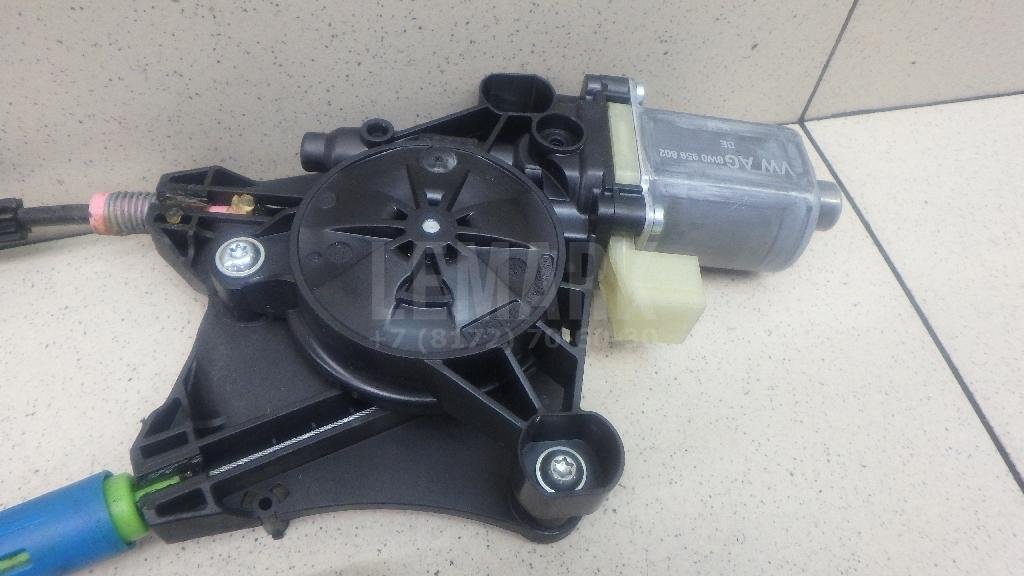 Стеклоподъемник электр. задний правый