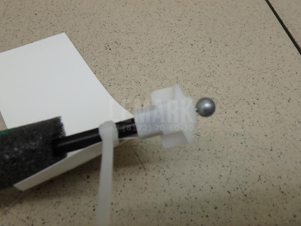 Трос открывания багажника