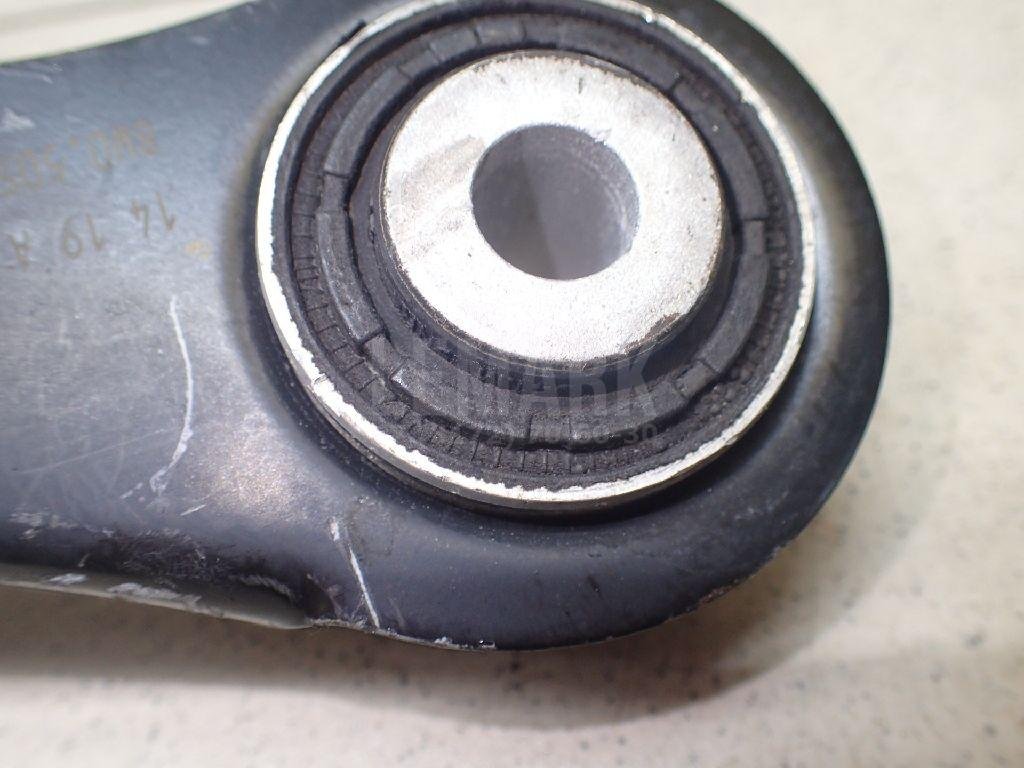 Рычаг задний верхний левый