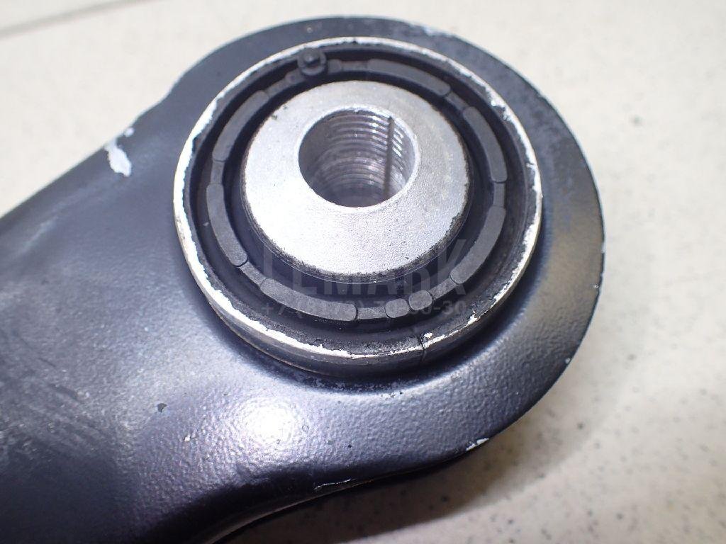 Рычаг задний верхний левый