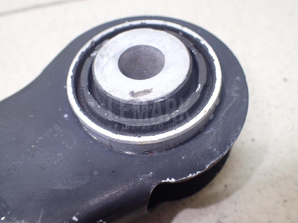 Рычаг задний верхний левый