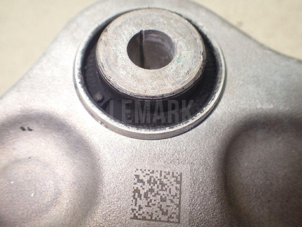 Рычаг задний верхний