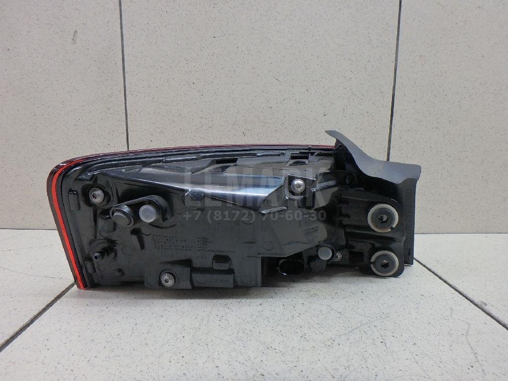 Фонарь задний наружный правый