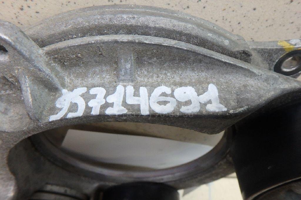 Ролик-натяжитель ручейкового ремня