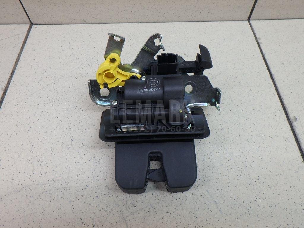 Замок багажника