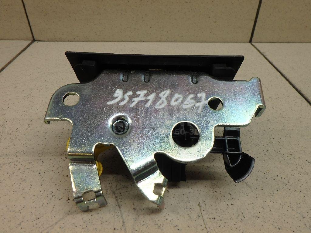 Замок багажника