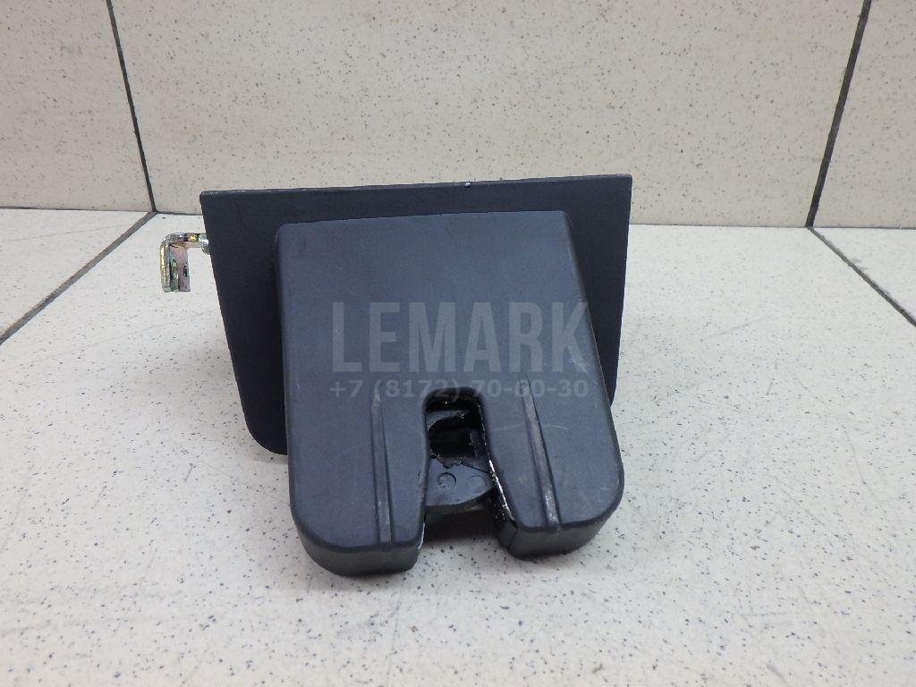 Замок багажника