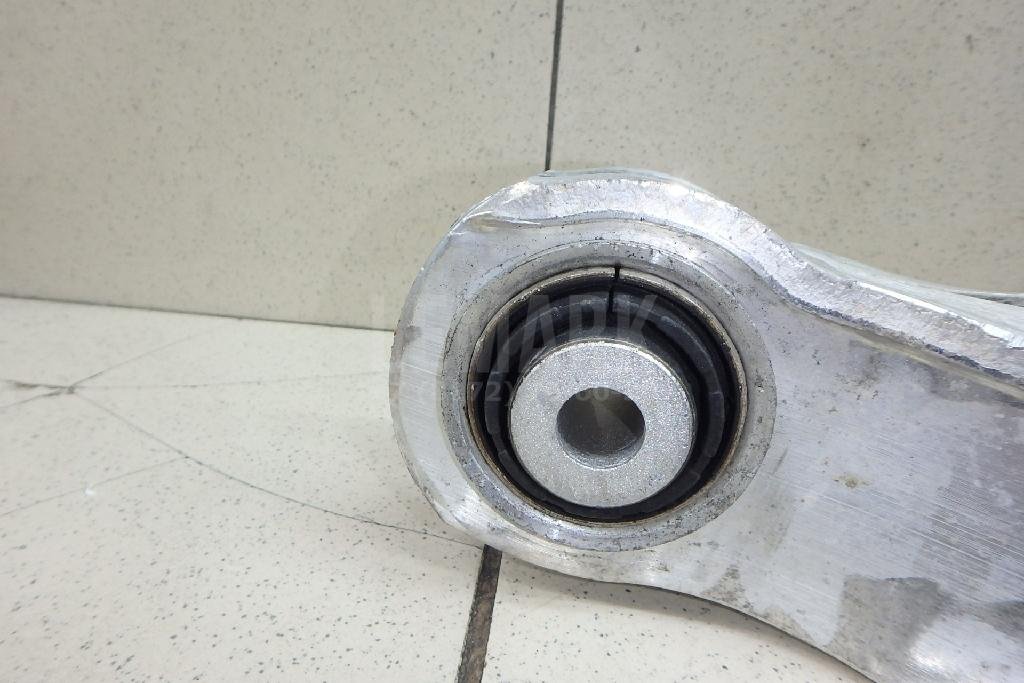 Рычаг задний поперечный