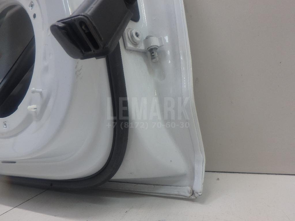 Дверь задняя левая