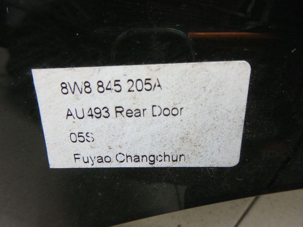 Стекло двери задней левой