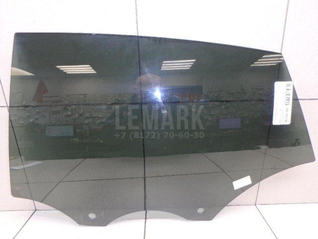 Стекло двери задней левой