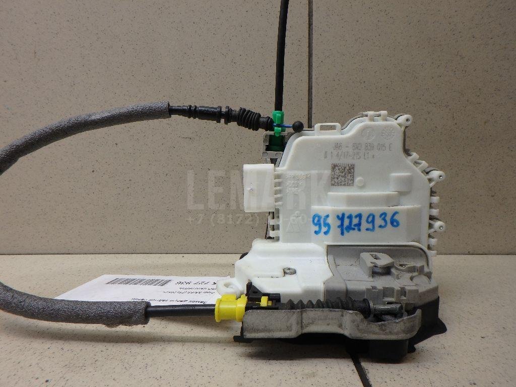 Замок двери задней левой