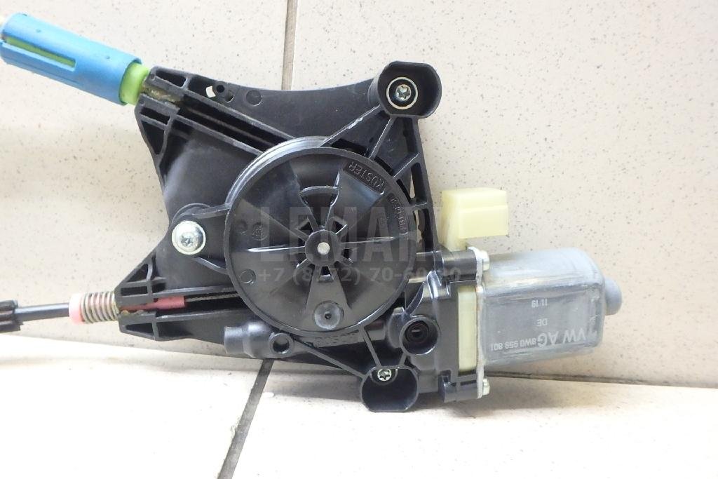 Стеклоподъемник электр. задний правый