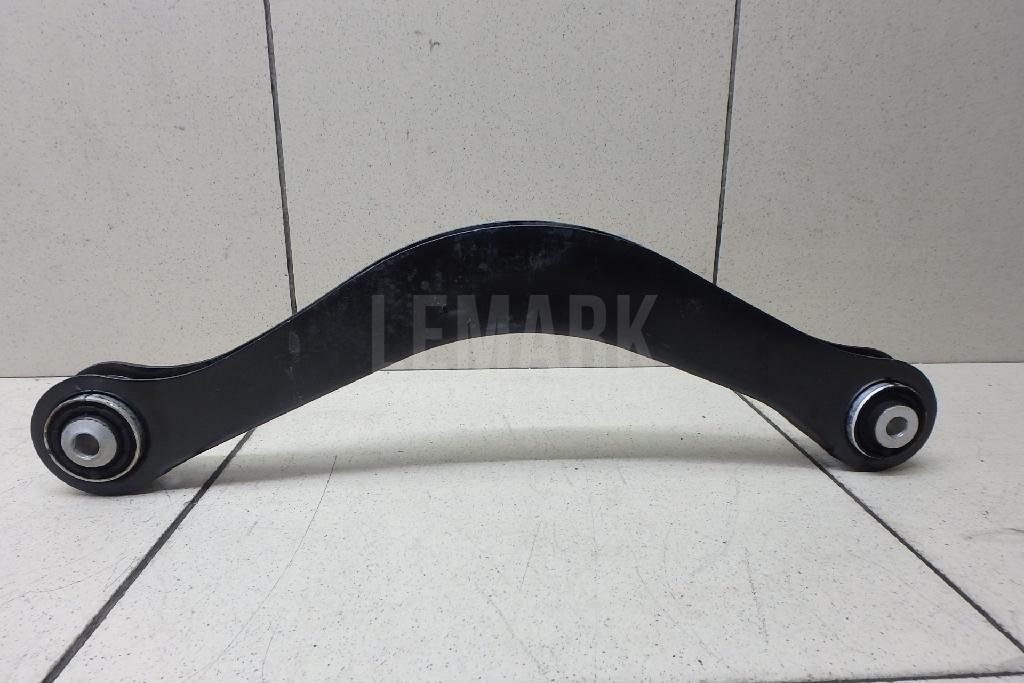 Рычаг задний верхний левый