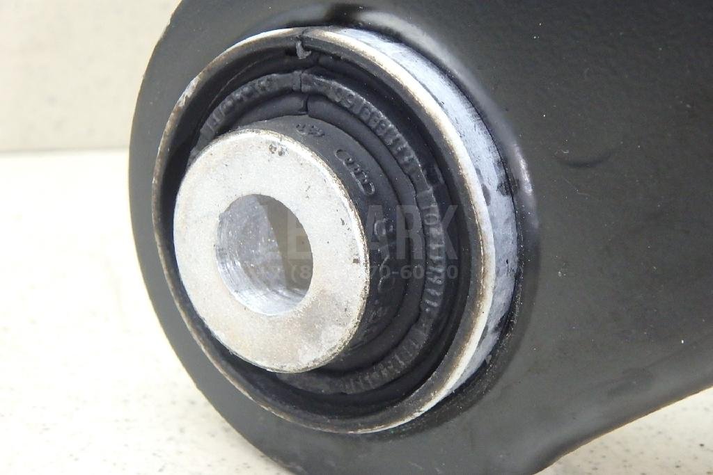 Рычаг задний верхний левый