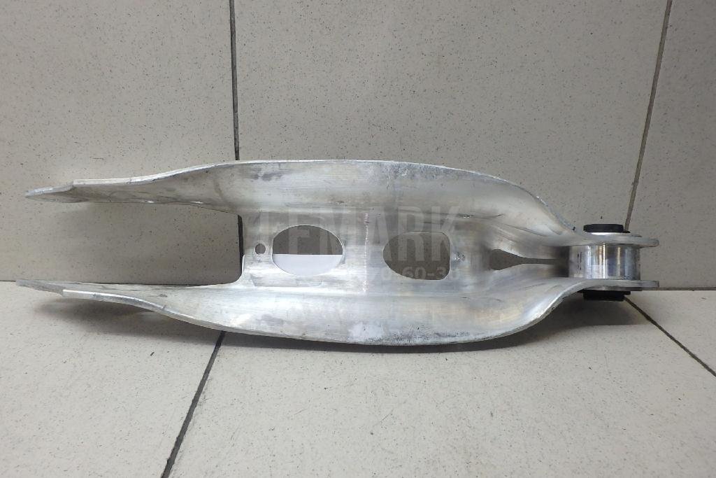 Рычаг задний поперечный