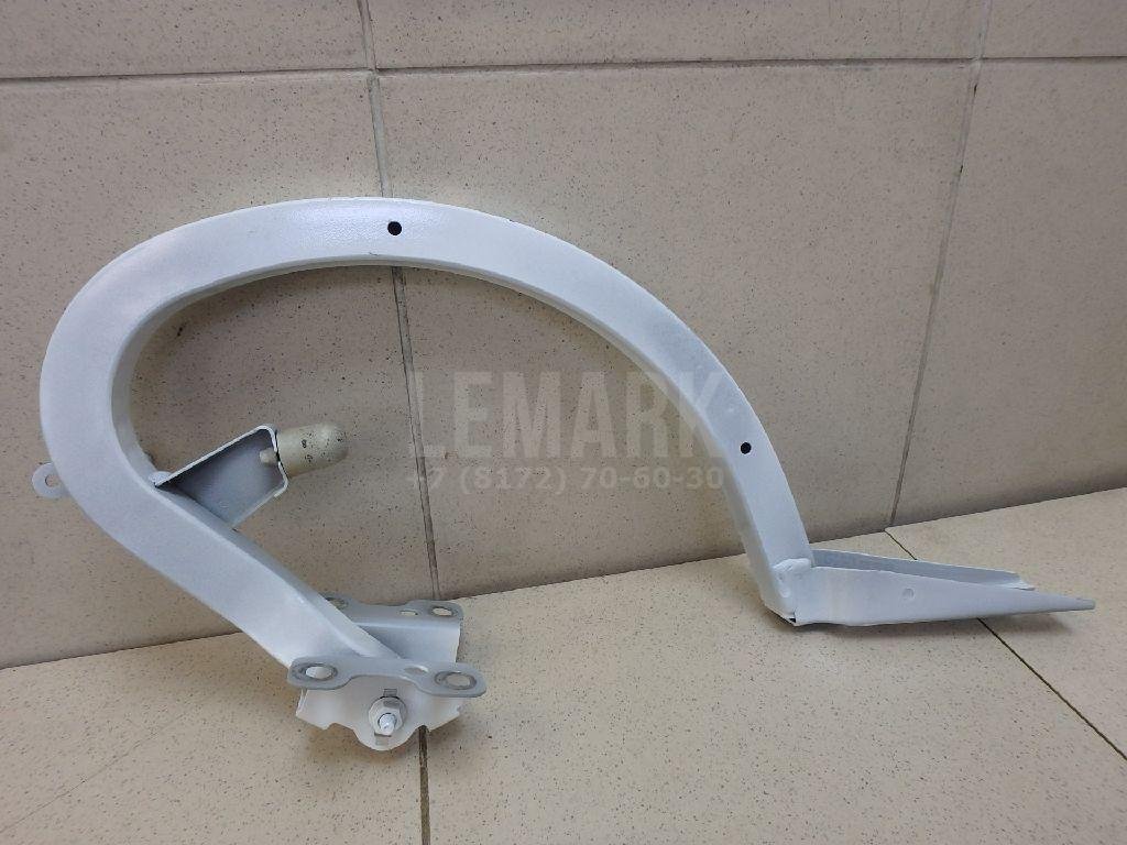 Петля крышки багажника