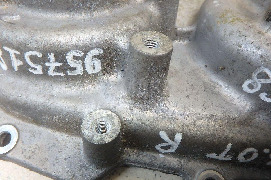 Крышка распредвала