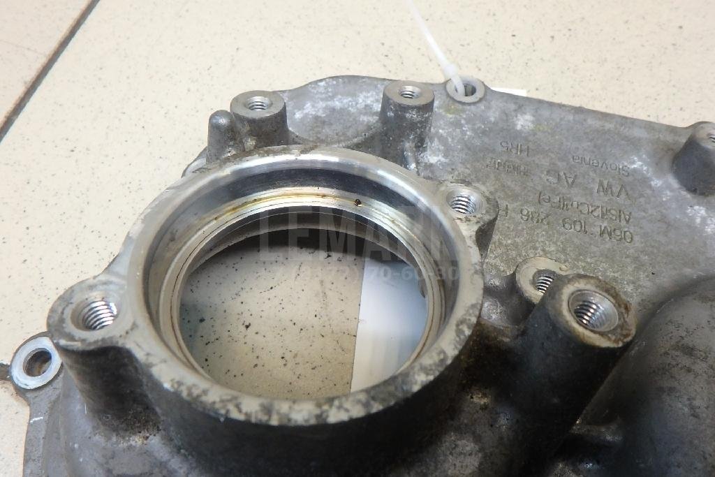 Крышка распредвала