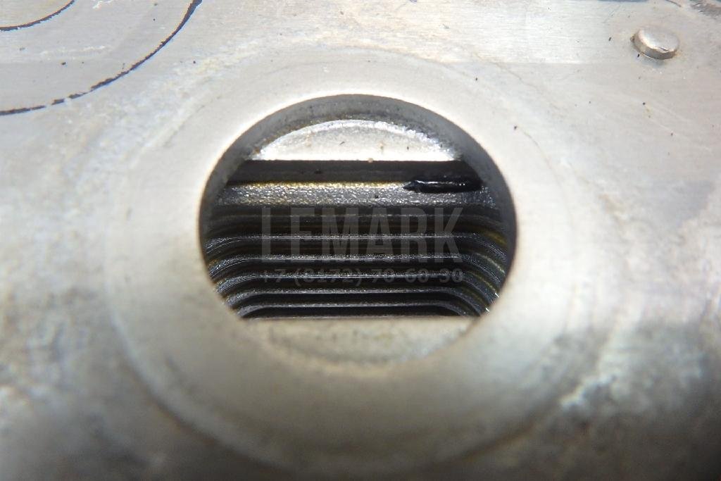 Радиатор масляный для  Audi A4 [B9] 2015