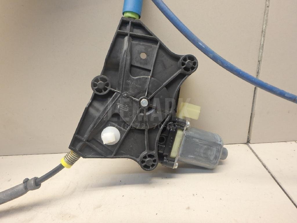 Стеклоподъемник электр. передний левый