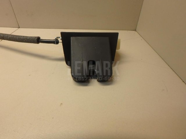 Замок багажника