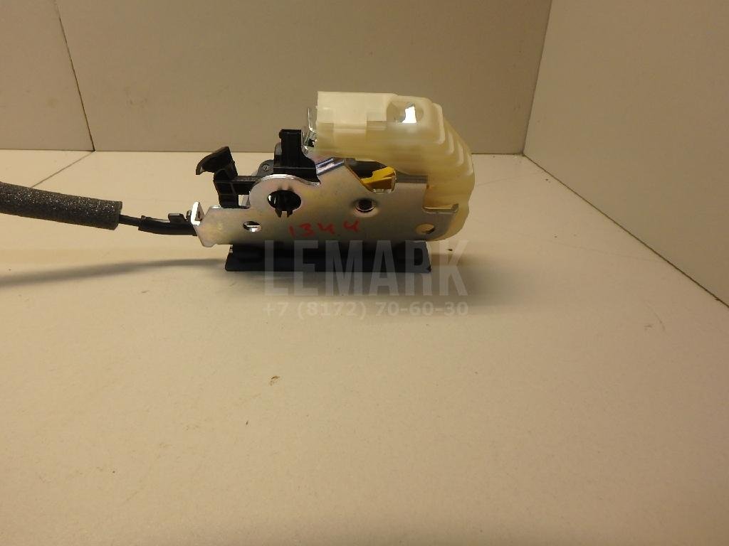 Замок багажника