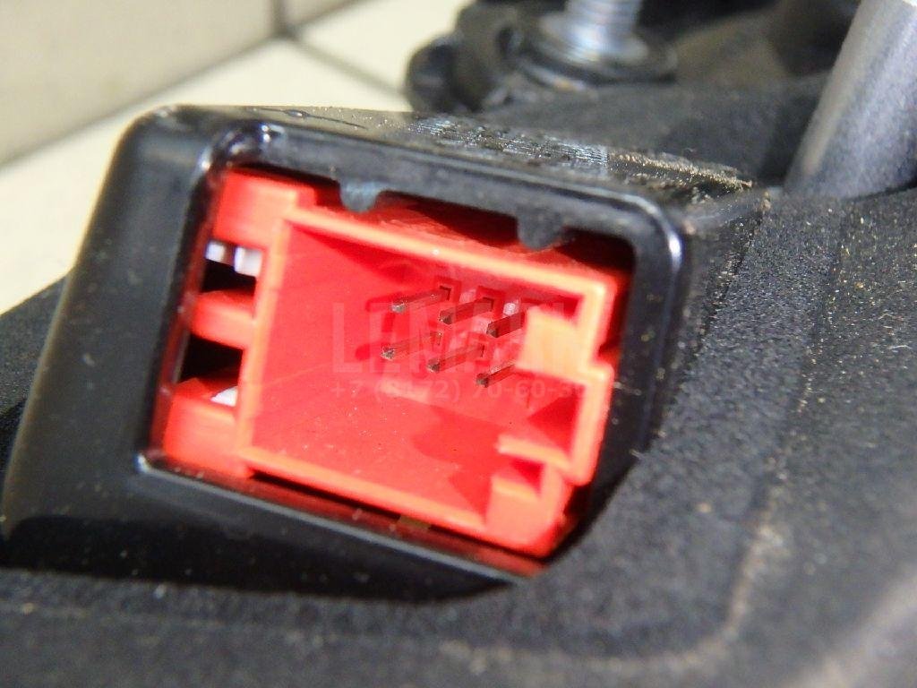 Фонарь задний внутренний правый