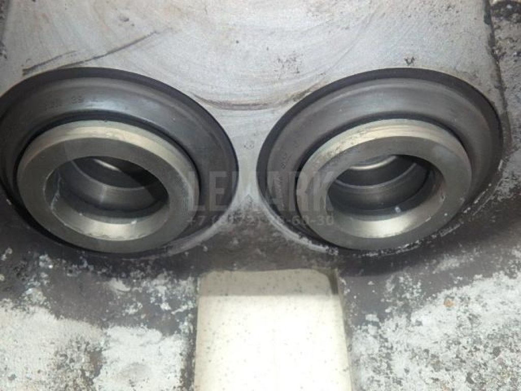 Суппорт тормозной передний правый