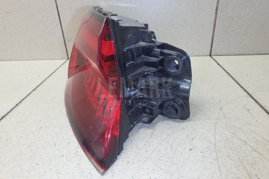 Фонарь задний наружный левый