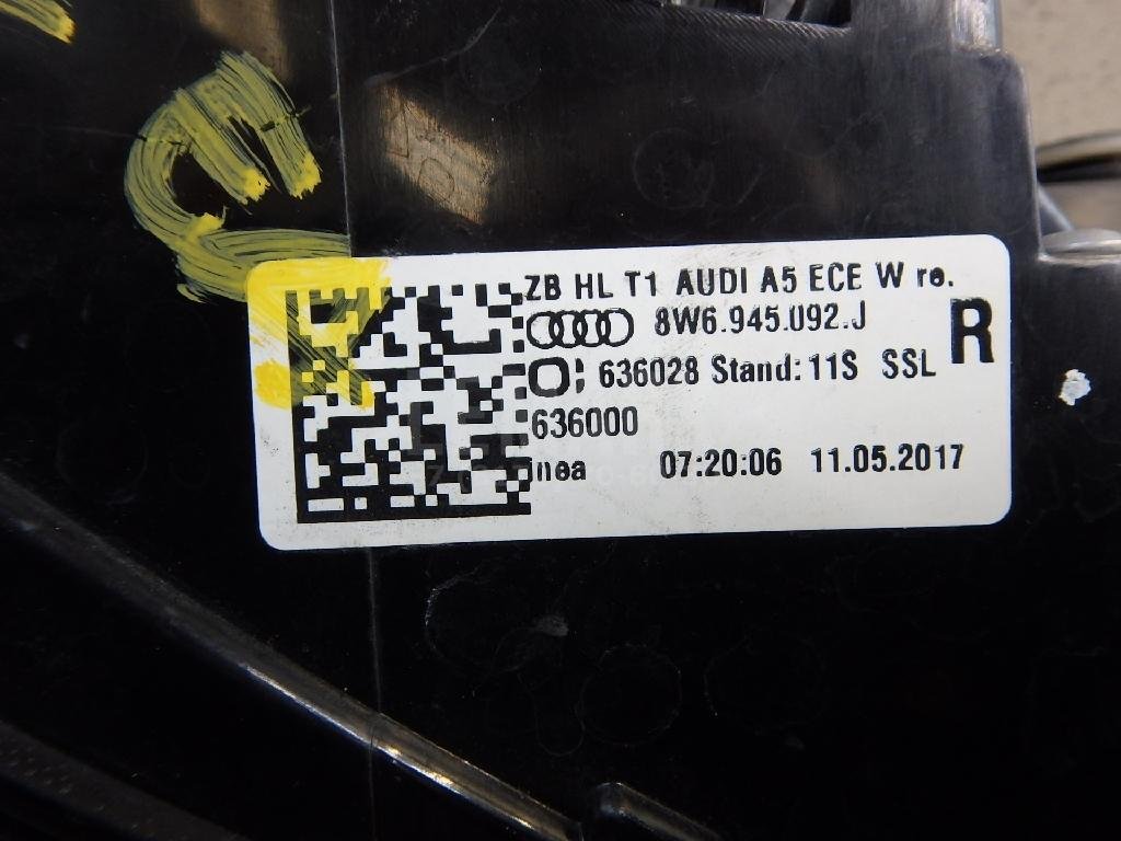 Фонарь задний наружный правый