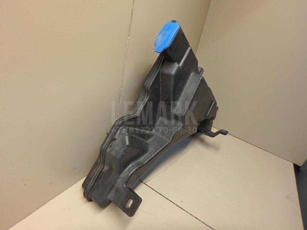 Бачок омывателя лобового стекла