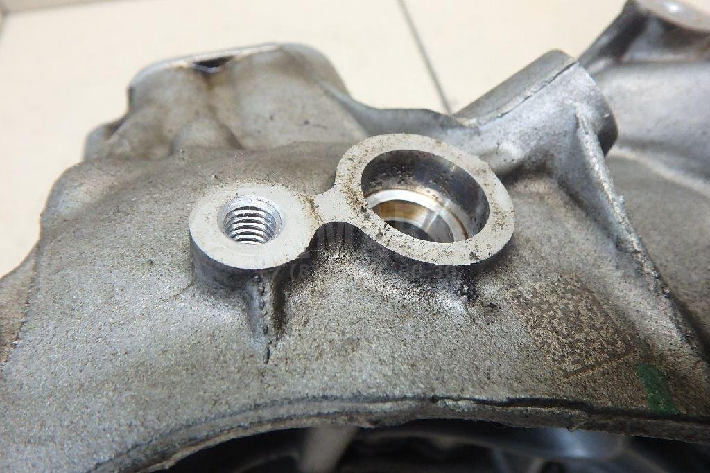 Кронштейн масляного фильтра