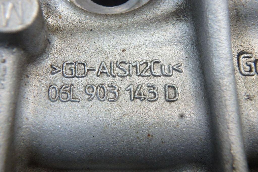 Кронштейн масляного фильтра